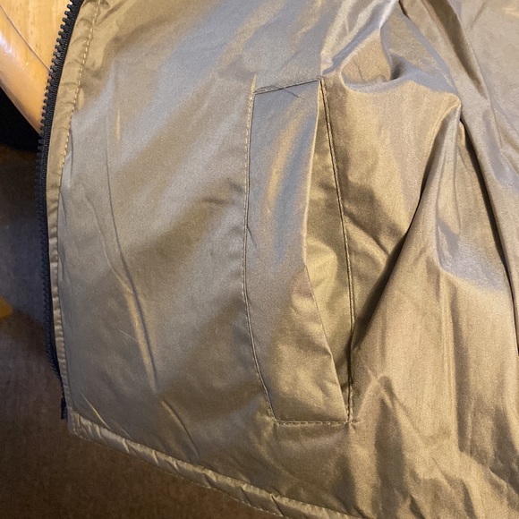 Fashion Mens Blue & Tan Vest - Picture 8 of 17